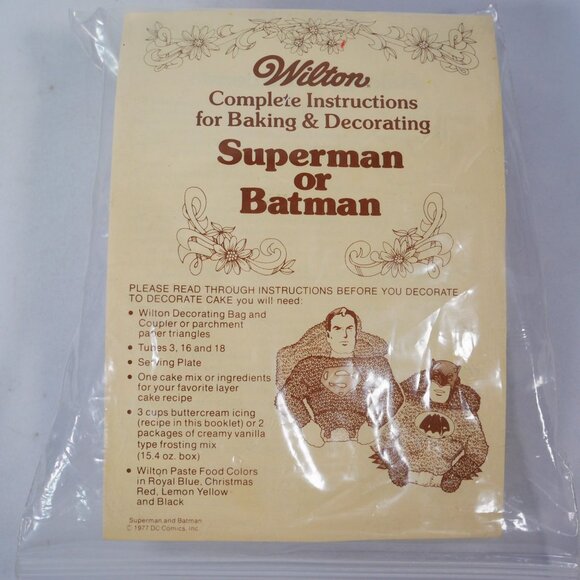 Vintage Wilton Superman or Batman Cake Pan With Decorating Instructions - Picture 3 of 5